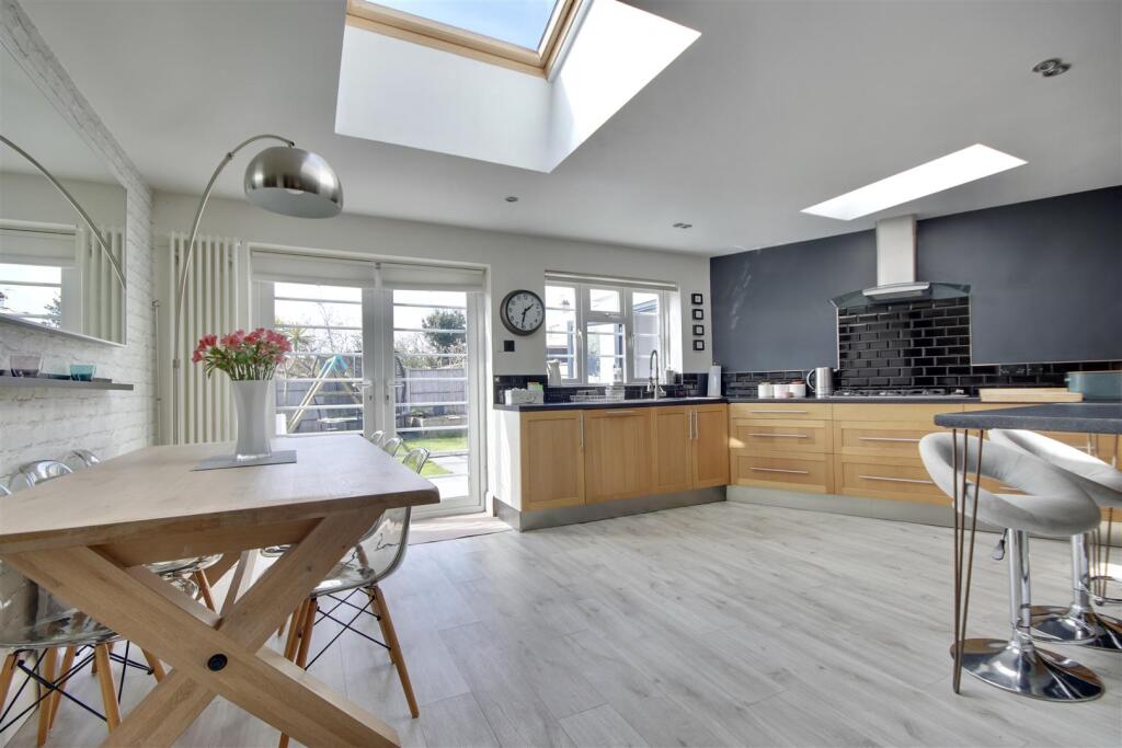 East Cosham Road, Portsmouth – pohled 2