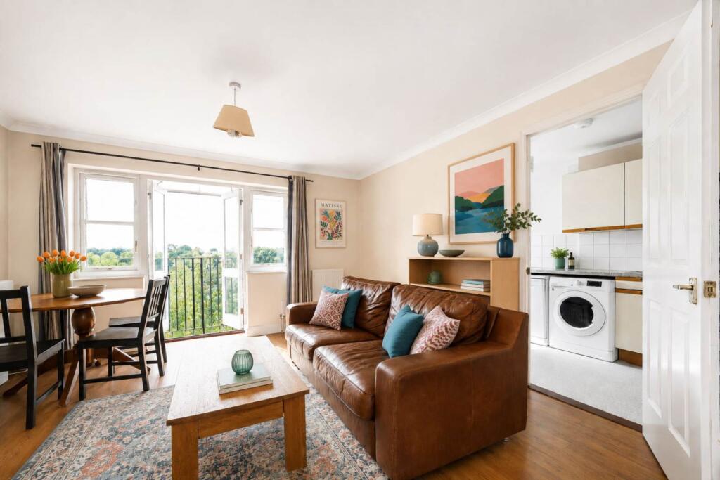 Main image of property: Whiston Road, Hoxton, E2