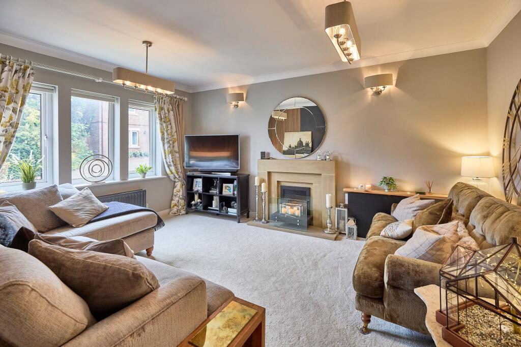 House in Wakefield - View 4