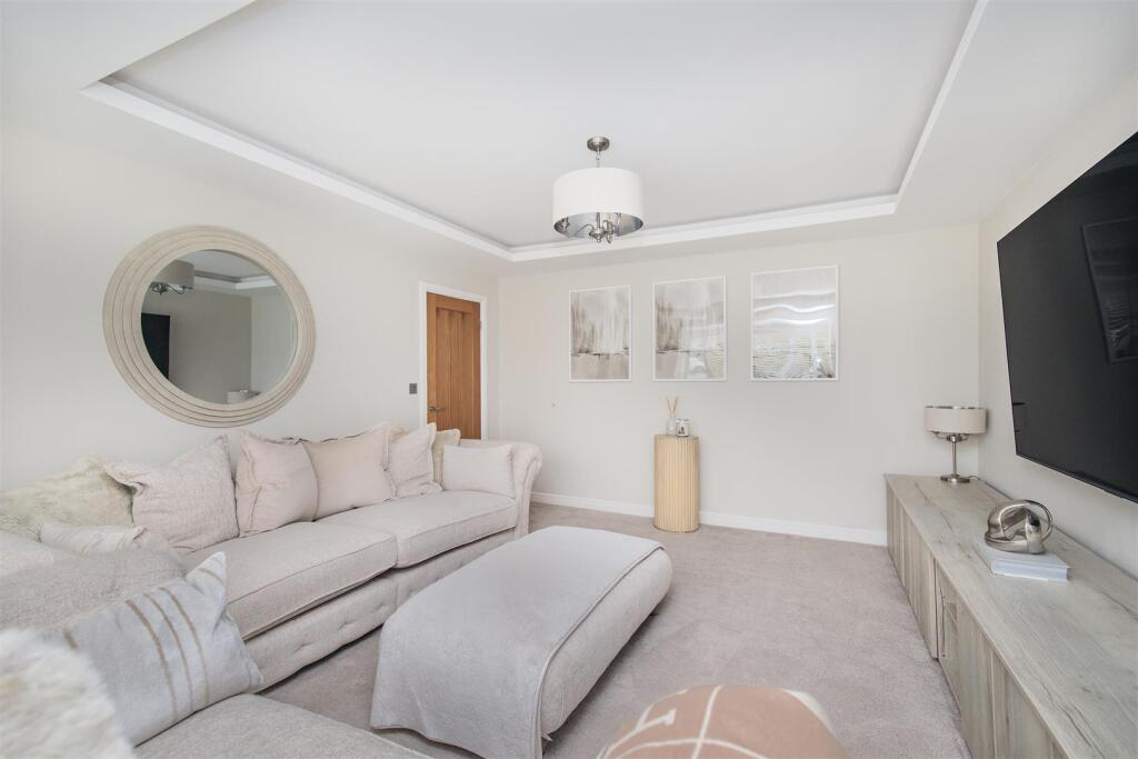 Highfield Place, Brunswick Green, NE13 photo 3
