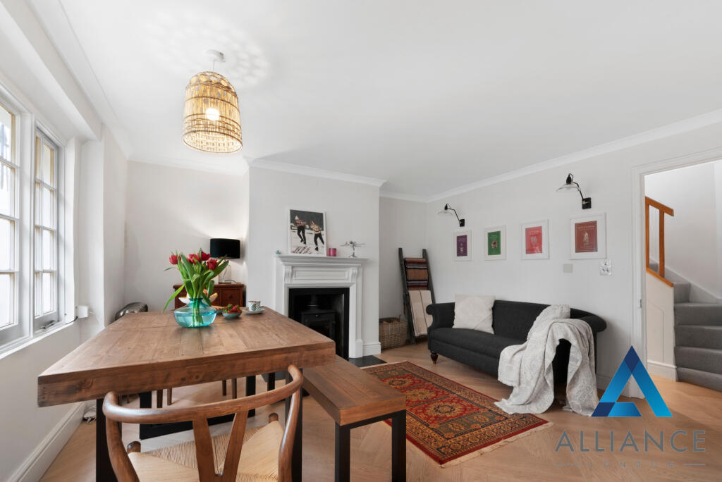 House in London - View 5