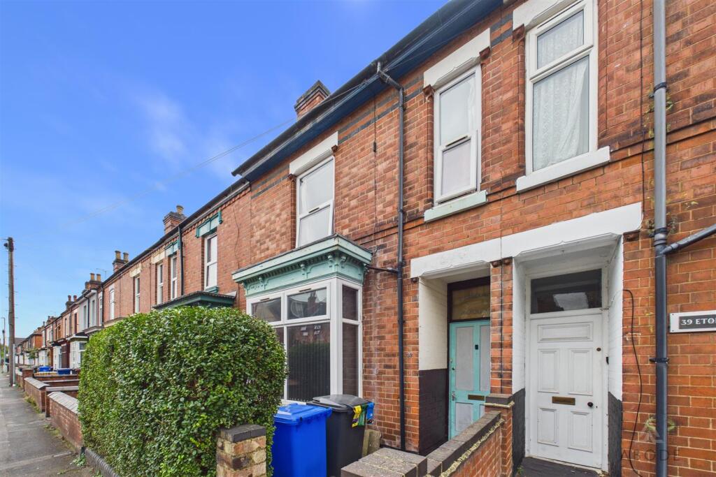 3-bed terraced on Eton Road, Burton-On-Trent, £190,000