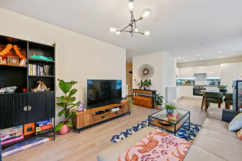 Apartment in Harrow - More