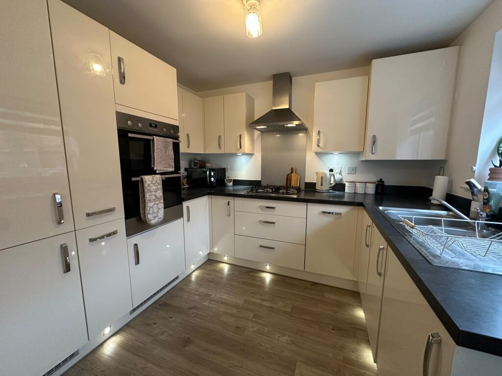 House in Ipswich, Sproughton - View 5