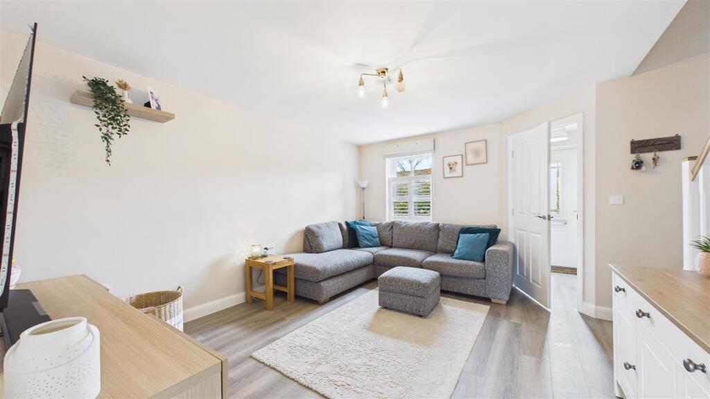 House in Peterborough - View 5