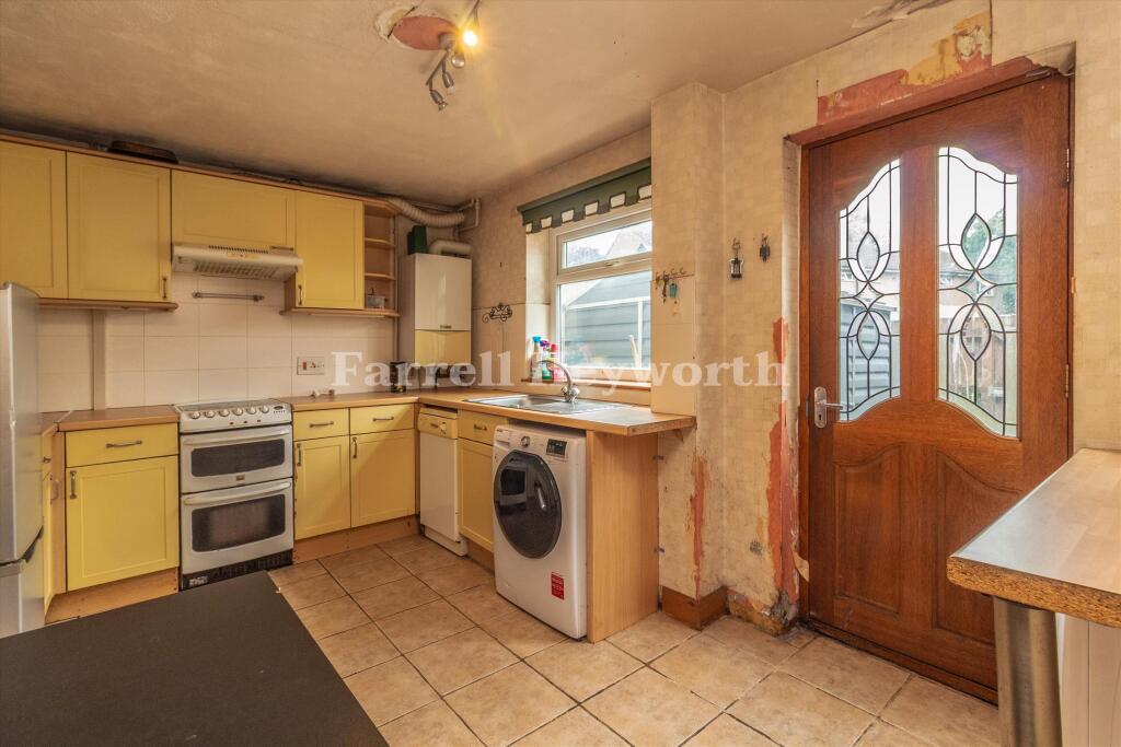 House in Preston, Tanterton, Ingol and Tanterton - More