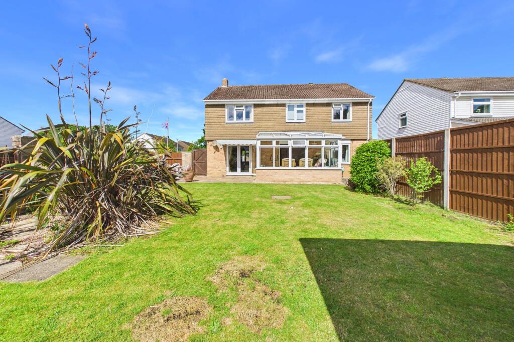 Greenhayes, Broadstone, Dorset, BH18 photo 4