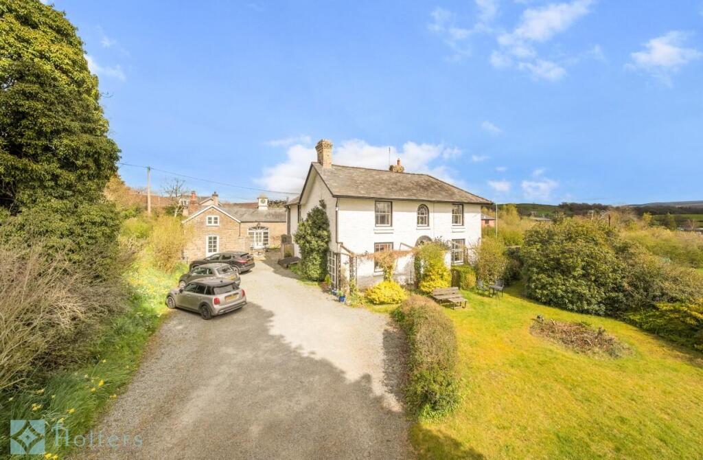 Main image of property: Crossgates, Llandrindod Wells