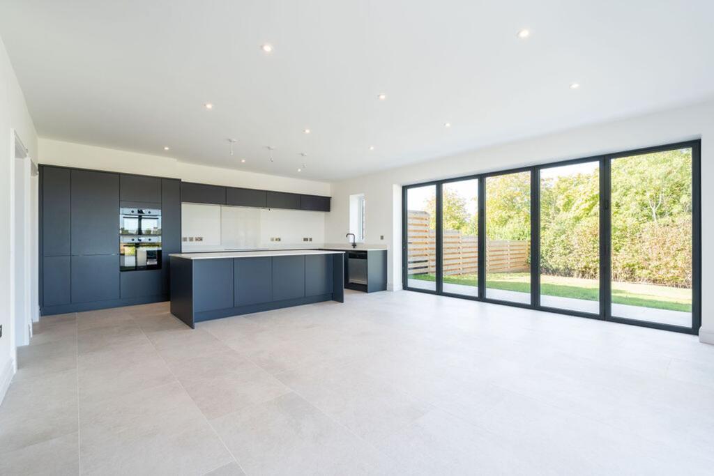 House in Warwick, Bishop's Tachbrook - View 4