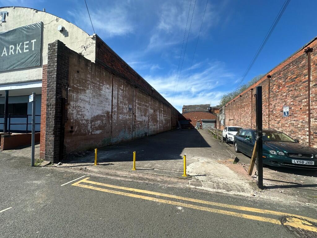 Main image of property: High Street, Brierley Hill, West Midlands, DY5