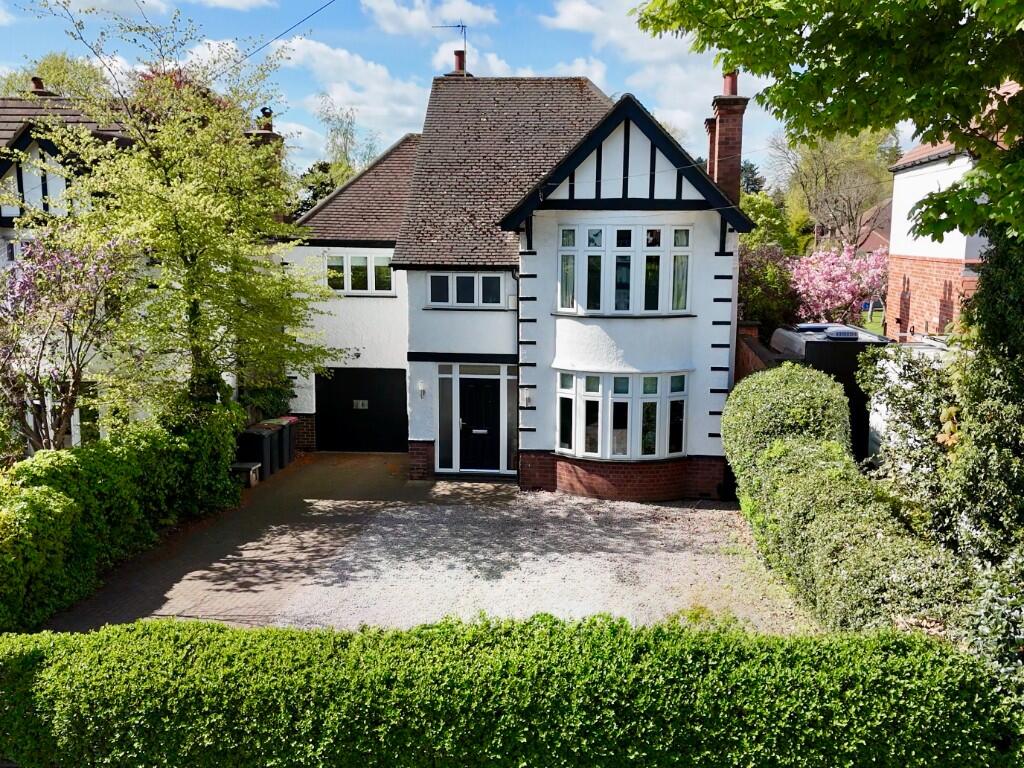 Main image of property: Wollaton Road, Beeston, NG9