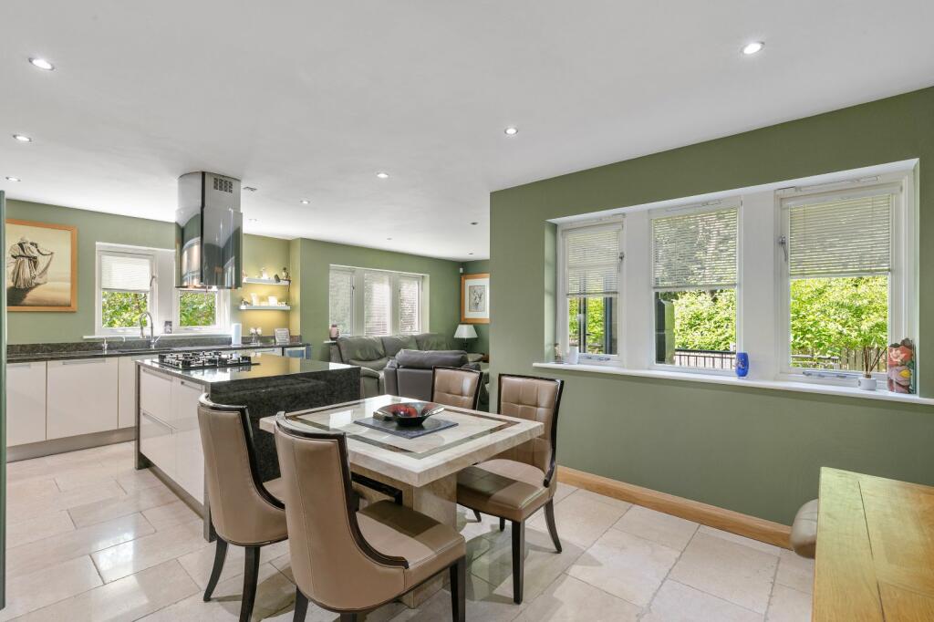 Additional image 4 of Park Drive, Bingley, West Yorkshire, BD16