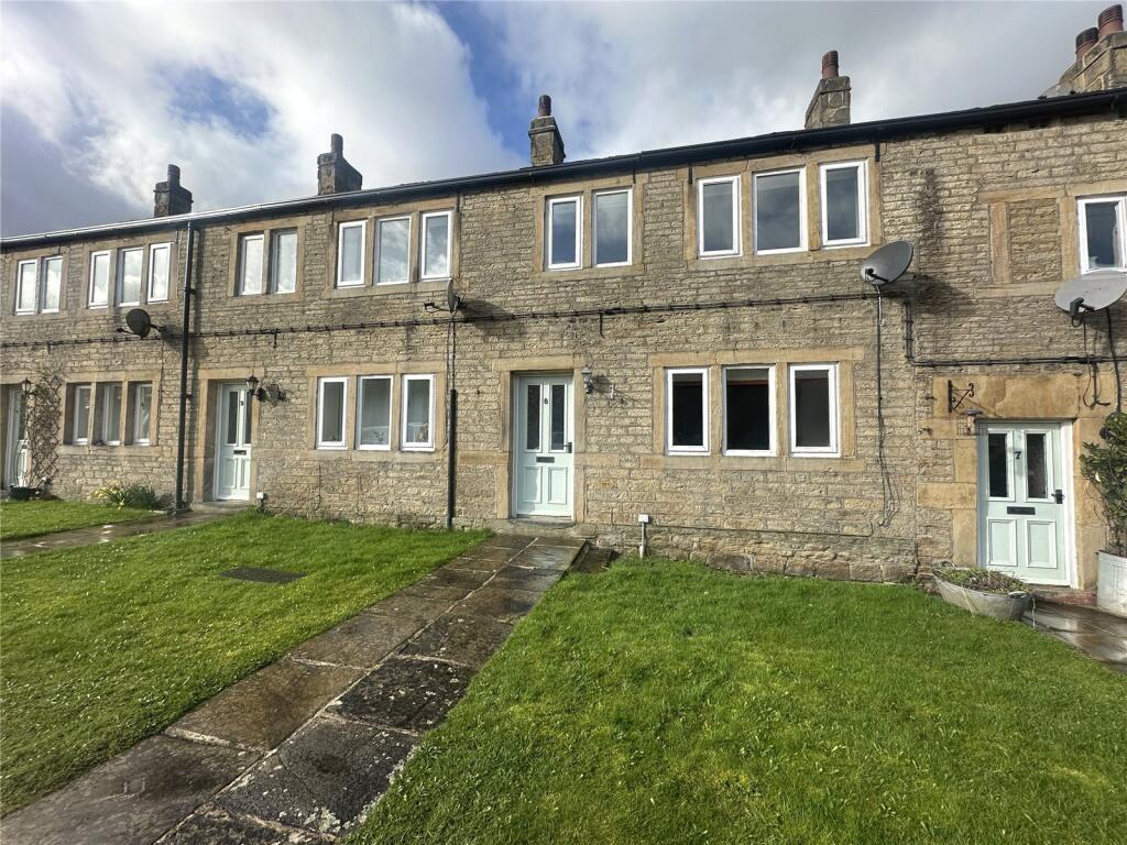 Main image of property: Hollingreave, New Mill, Holmfirth, West Yorkshire, HD9