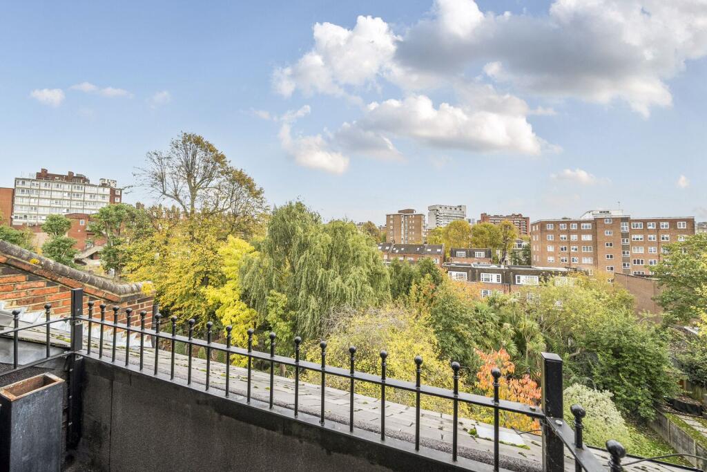 Apartment in London - More