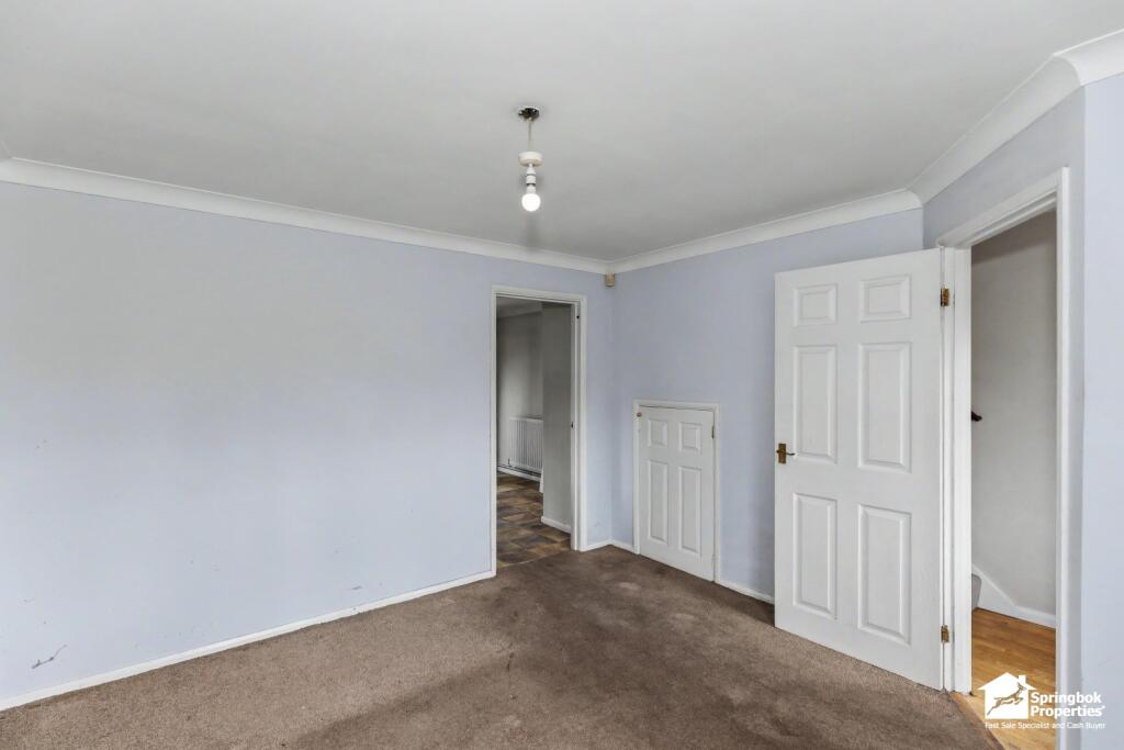 Severn Close, Wellingborough, Northamptonshire photo 3