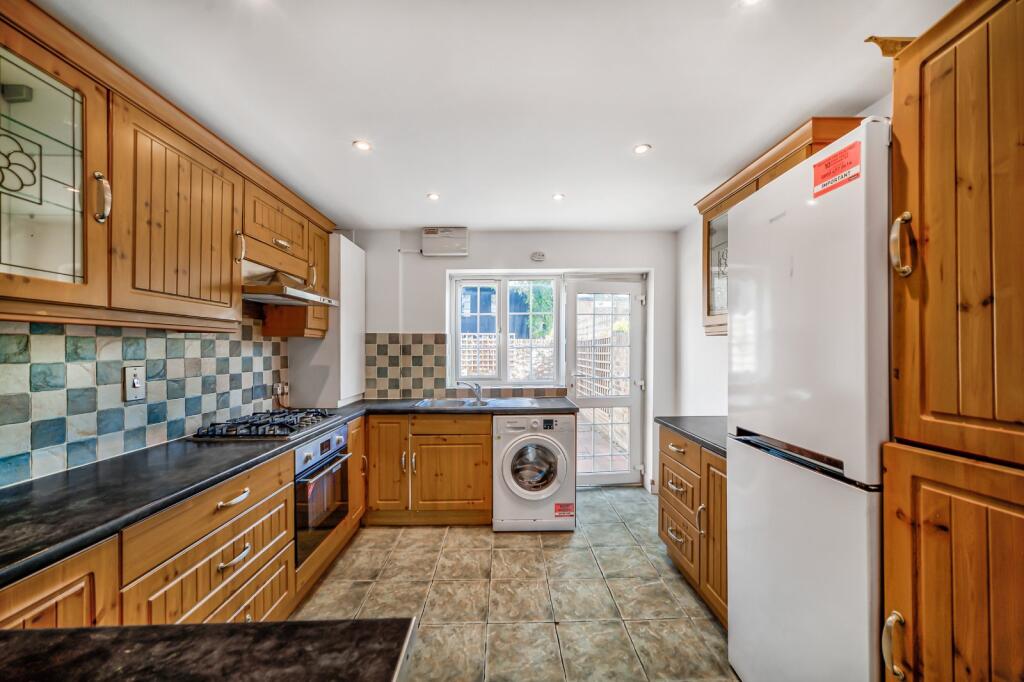 House in Twickenham - View 3