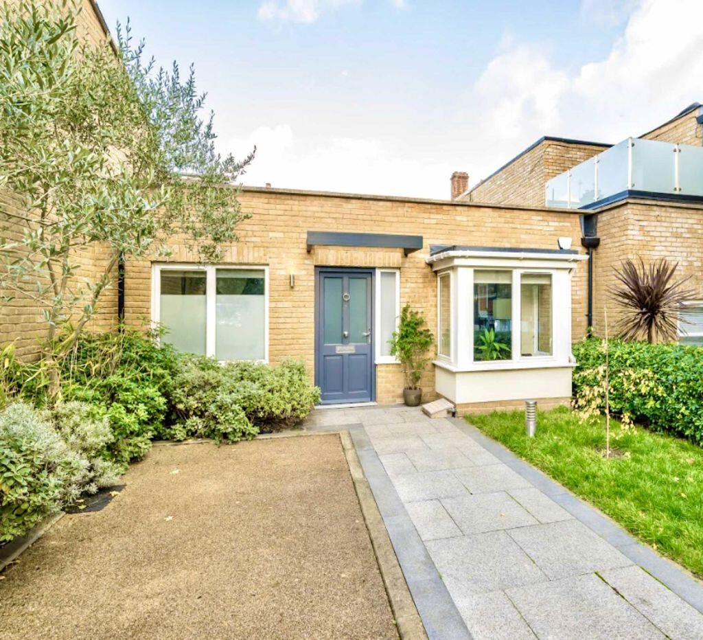 Main image of property: Flutemakers Mews, Clapham