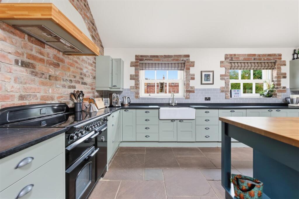 House in Newark and Sherwood, Gibsmere, Bleasby - More