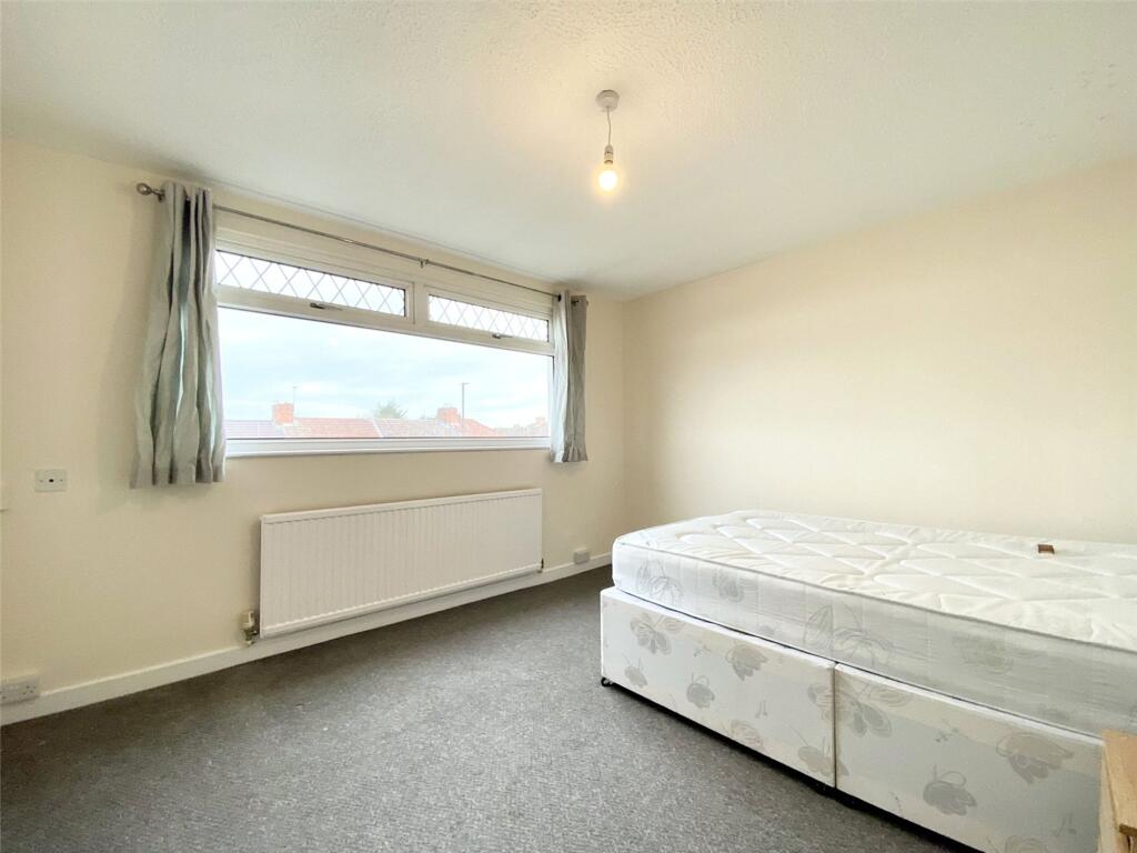 6 bedroom terraced house for rent