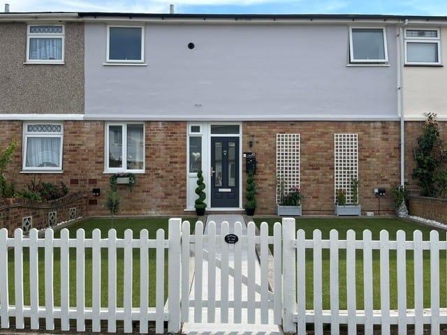 Main image of property: Hanbury Walk, Bexley, DA5