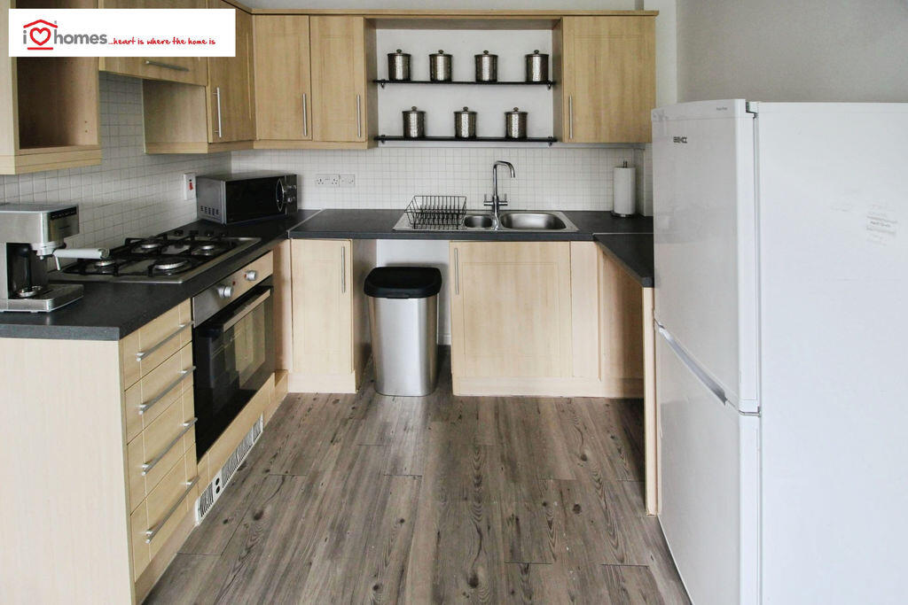 Apartment in Walsall - View 5