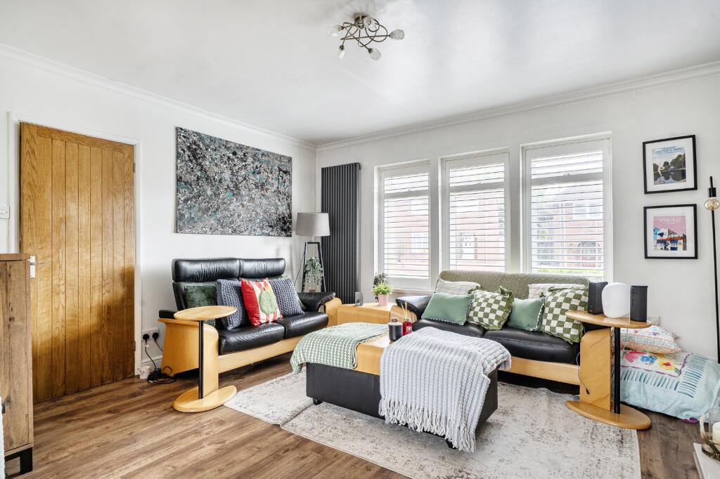 Main image of property: Winton Road, Reading, Berkshire, RG2