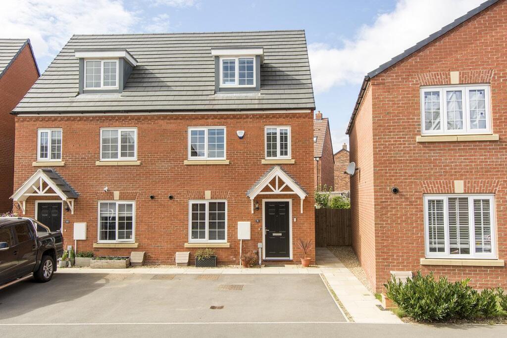 3-bed semi-detached on Stafford Way, Market Harborough, £309,950