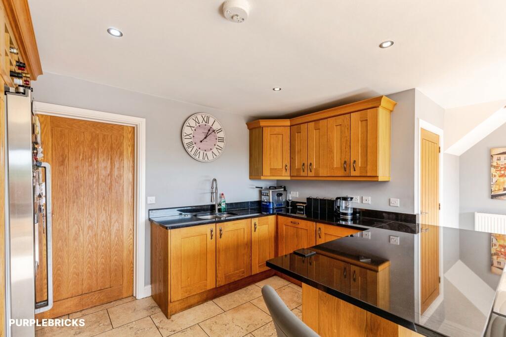 House in Northampton, Raunds - More
