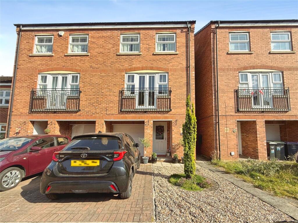 Main image of property: Mercury Close, North Hykeham, Lincoln, Lincolnshire, LN6