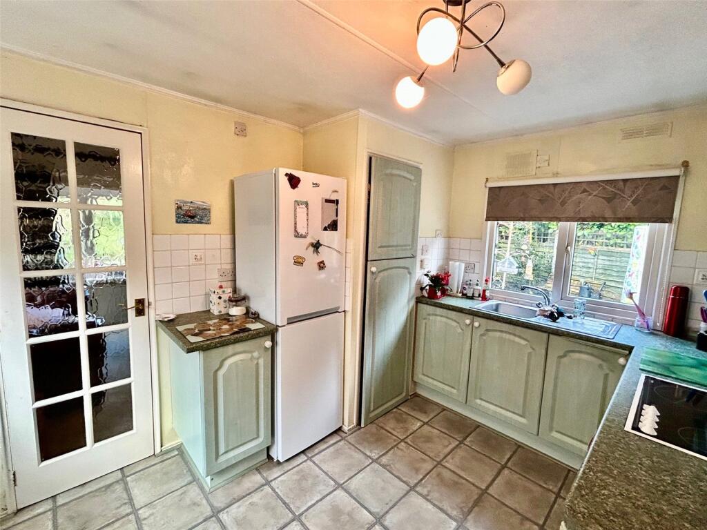 Oakland Glen, Walton-le-Dale, Preston, Lancashire, PR5 - View 4