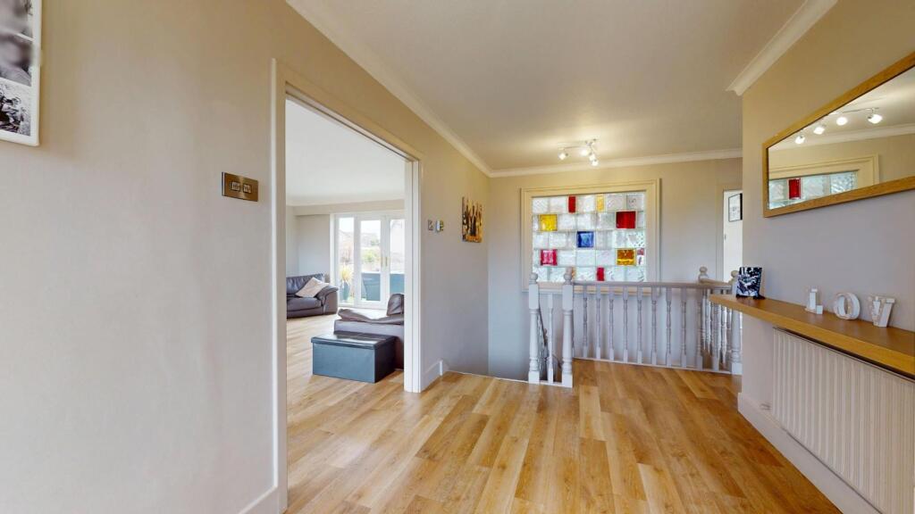 Highlands Close, Rhuddlan, LL18 photo 4