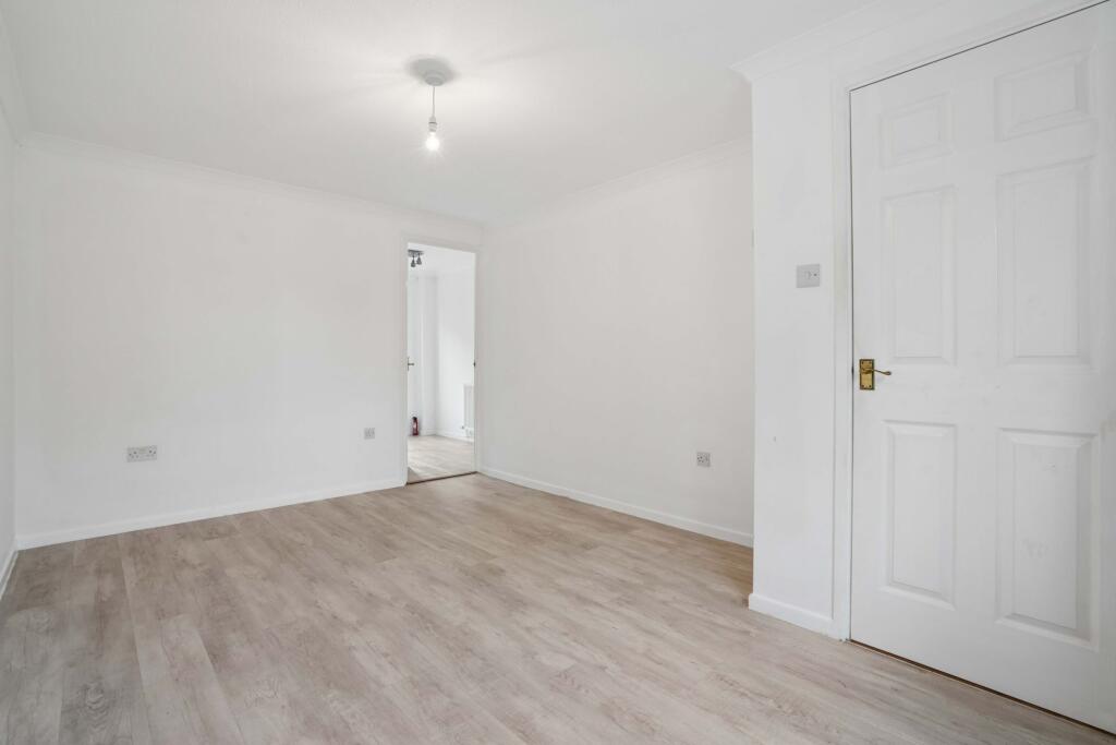 House in Vale of White Horse, Peachcroft, Abingdon on Thames - View 2