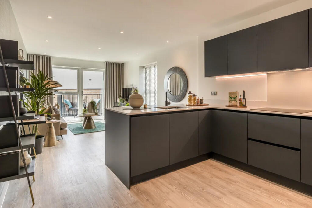 Apartment in Twickenham - View 2