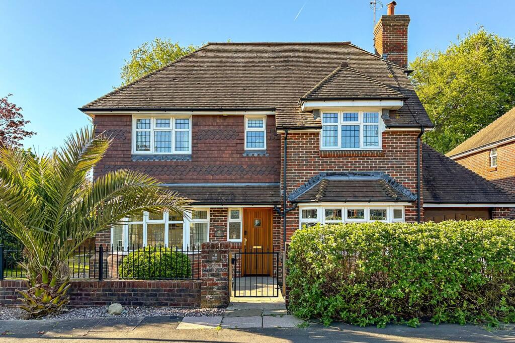 Main image of property: Alinora Drive, Goring-by-Sea, Worthing, West Sussex