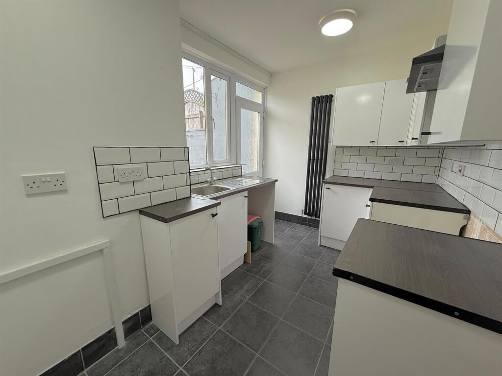 House in Cwmaman, Aberaman South - View 5
