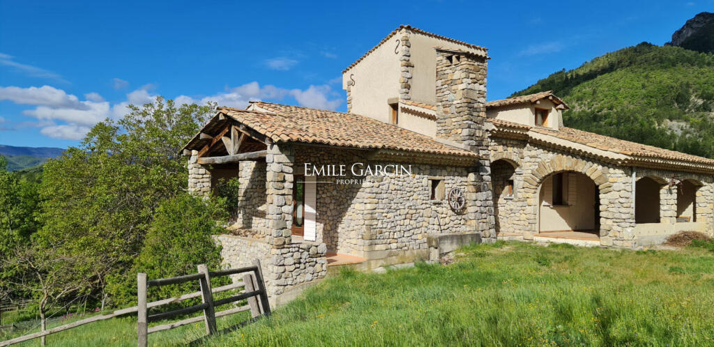 Main image of property: Provence-Alps-Cote d`Azur, Alpes-de-Haute-Provence, Sisteron