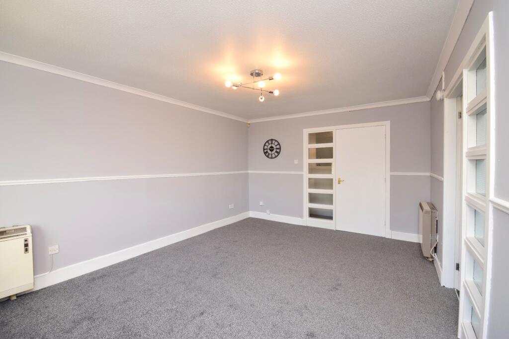 Apartment in Glasgow, Balgrayhill, Springburn - View 3