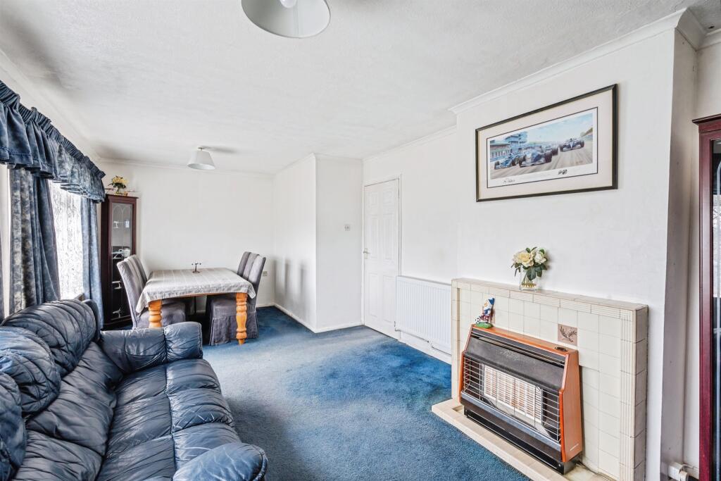 Upper Chyngton Gardens, Seaford - View 4