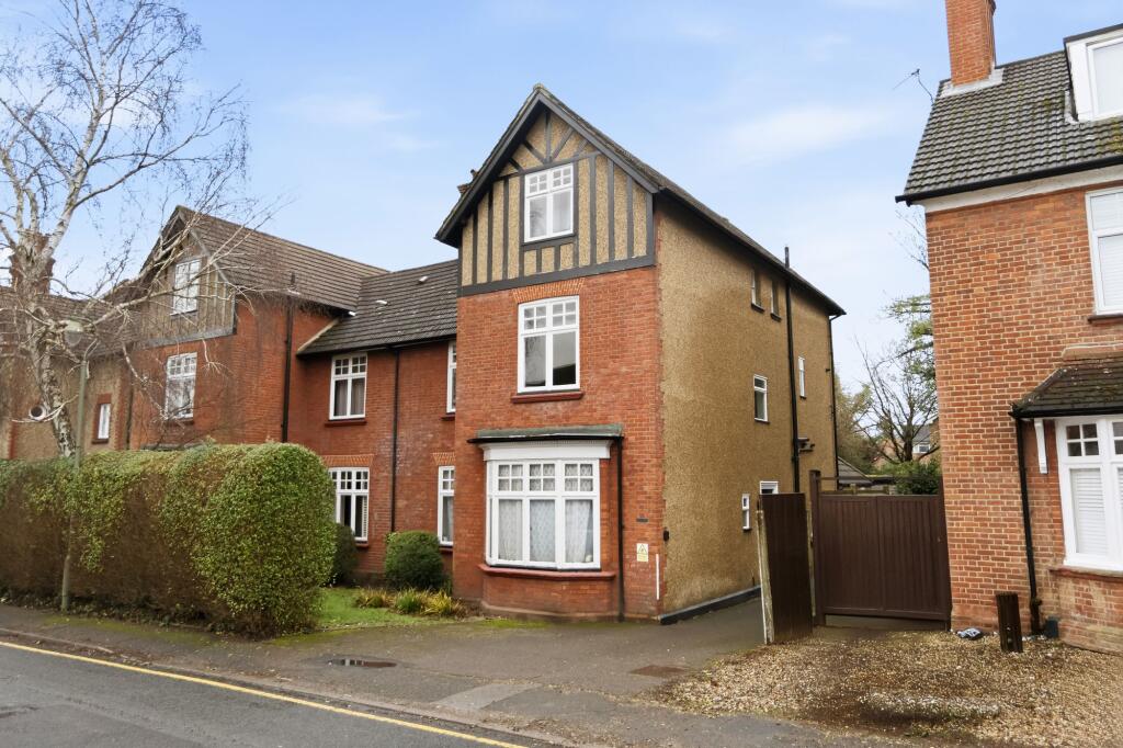 Main image of property: Worple Road, Epsom, KT18
