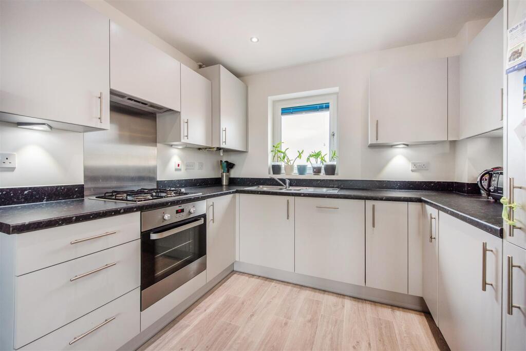 Apartment in Salisbury - View 3