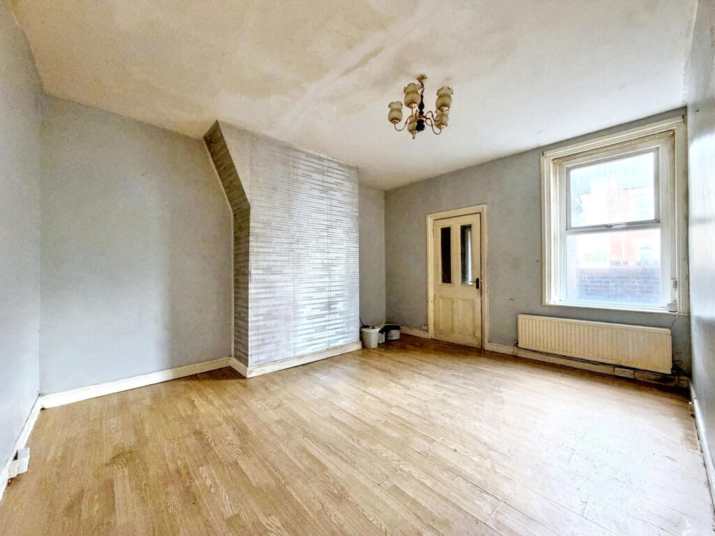 Apartment in Newcastle upon Tyne - View 2