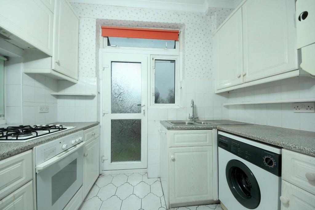 Apartment in London - More
