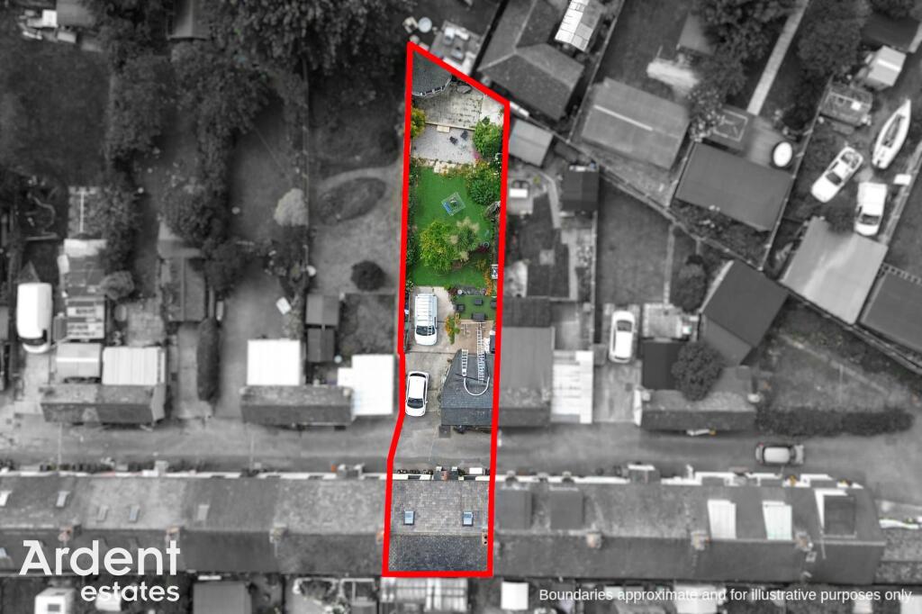 House in Maldon, Heybridge - View 2