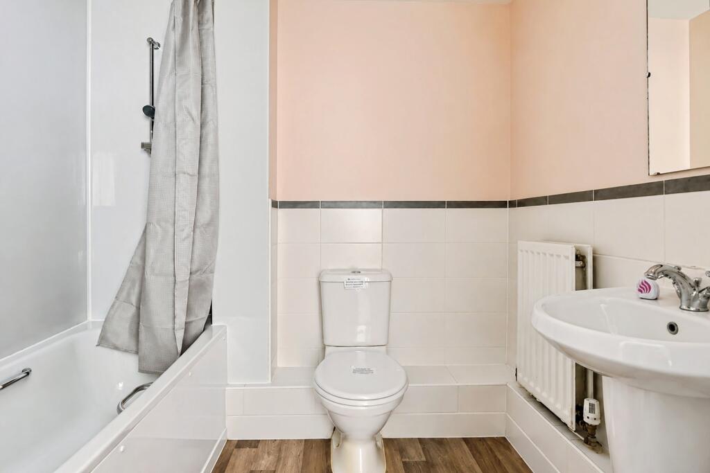 Apartment in Bournemouth - More