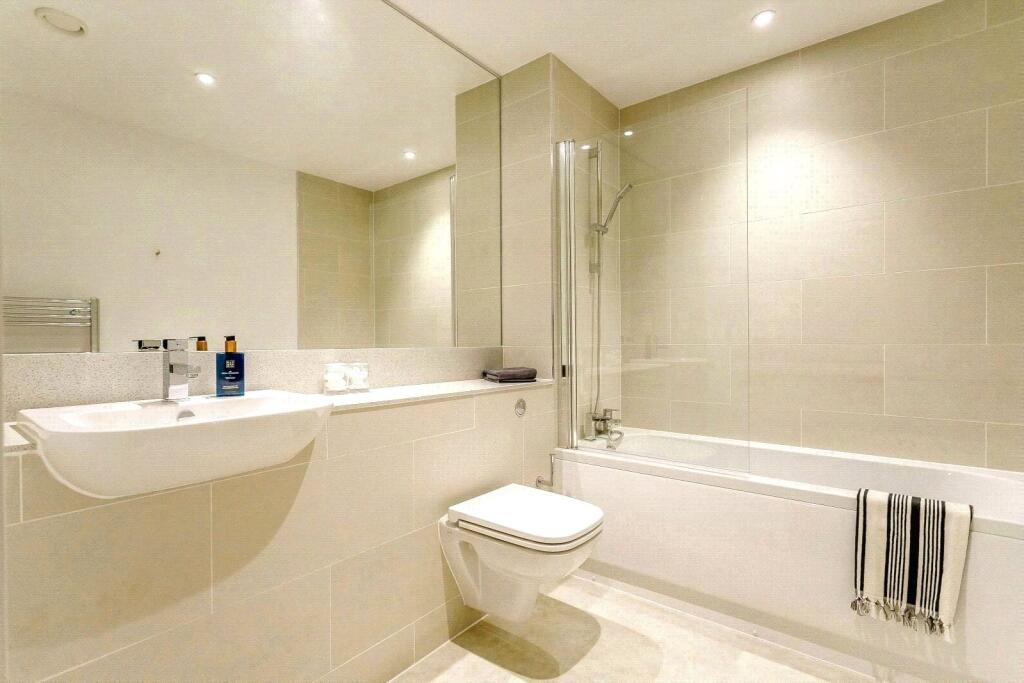 Additional image 5 of Allegro Living, The Priory Queensway, Birmingham, West Midlands, B4