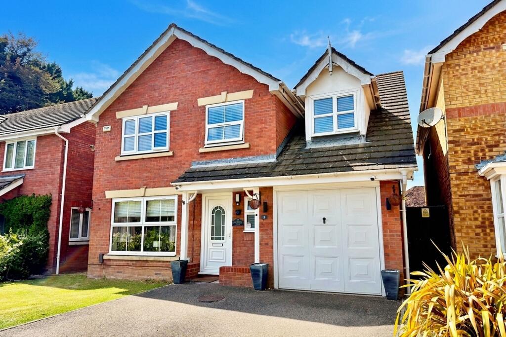 Main image of property: Hollyhock Way, Littlehampton, BN17