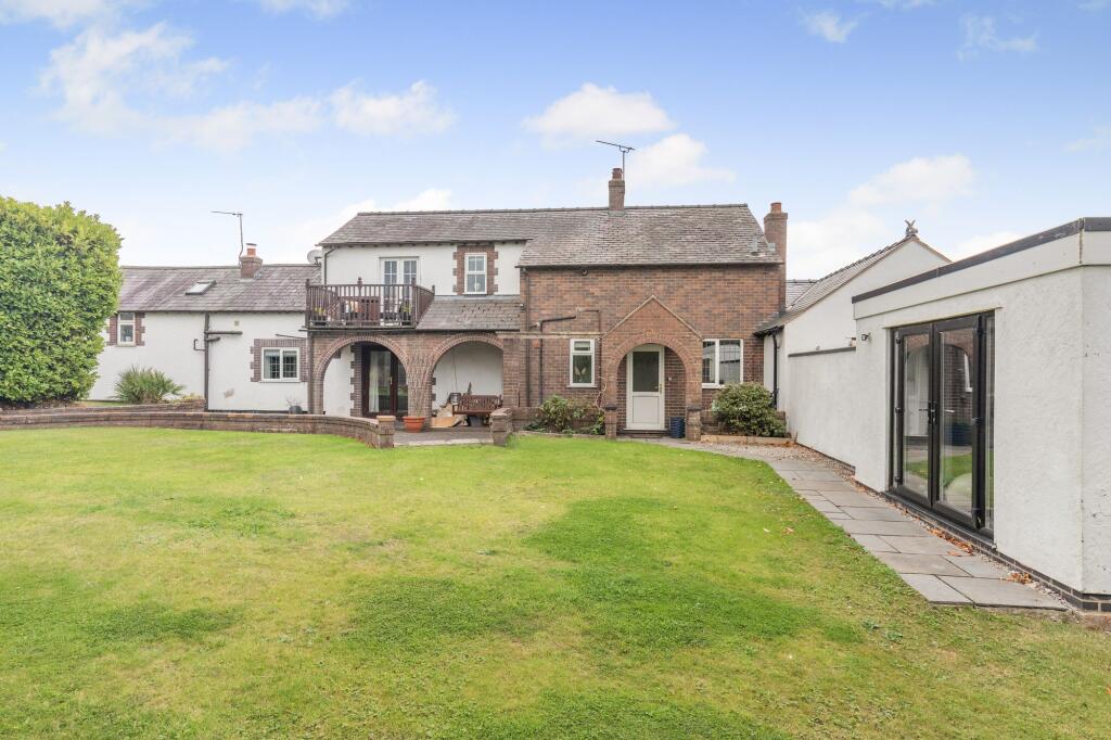 Old Field Farm Lane, Buckley, CH7 photo 2