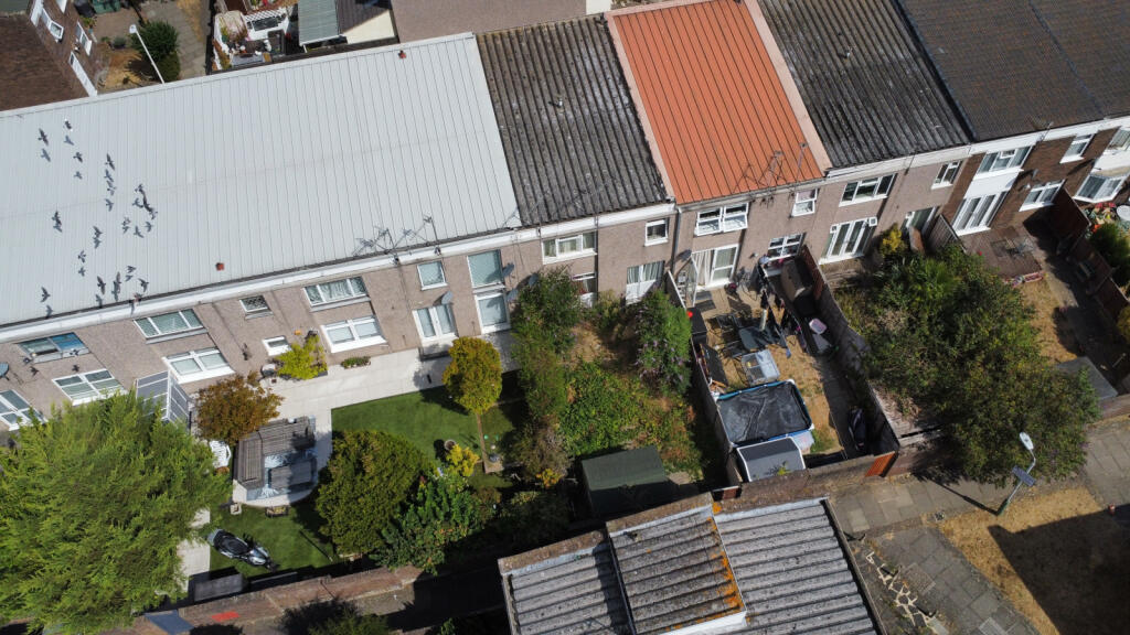 House in Romford - View 4