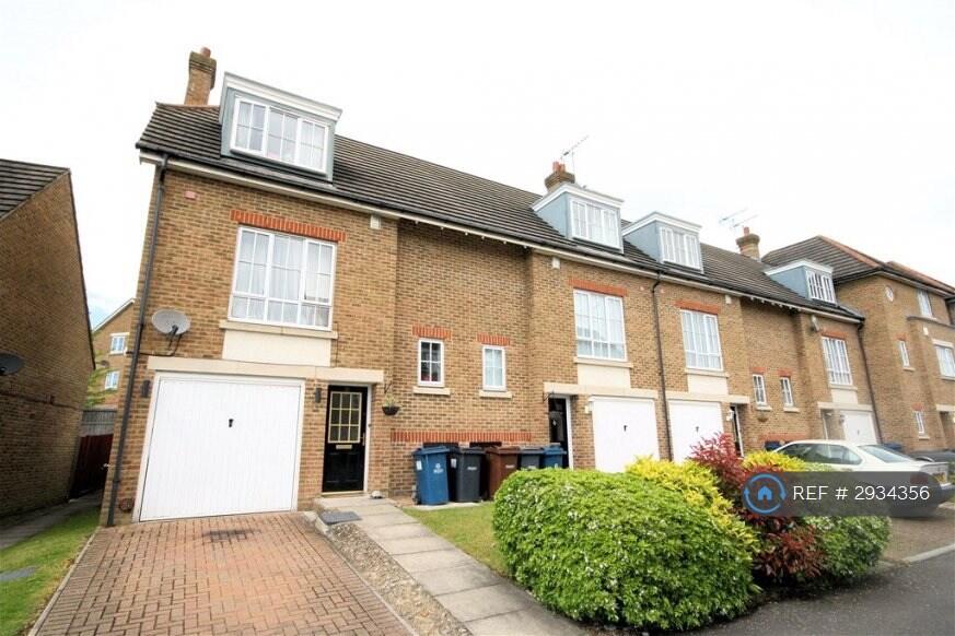 House in London - View 2