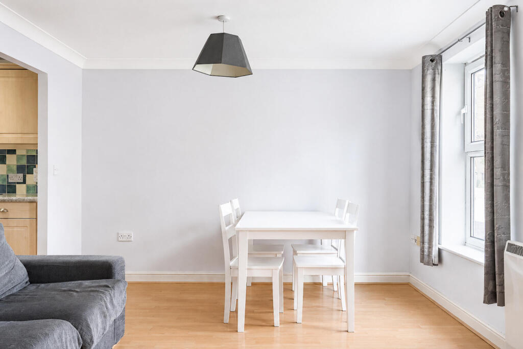 Apartment in York - View 5